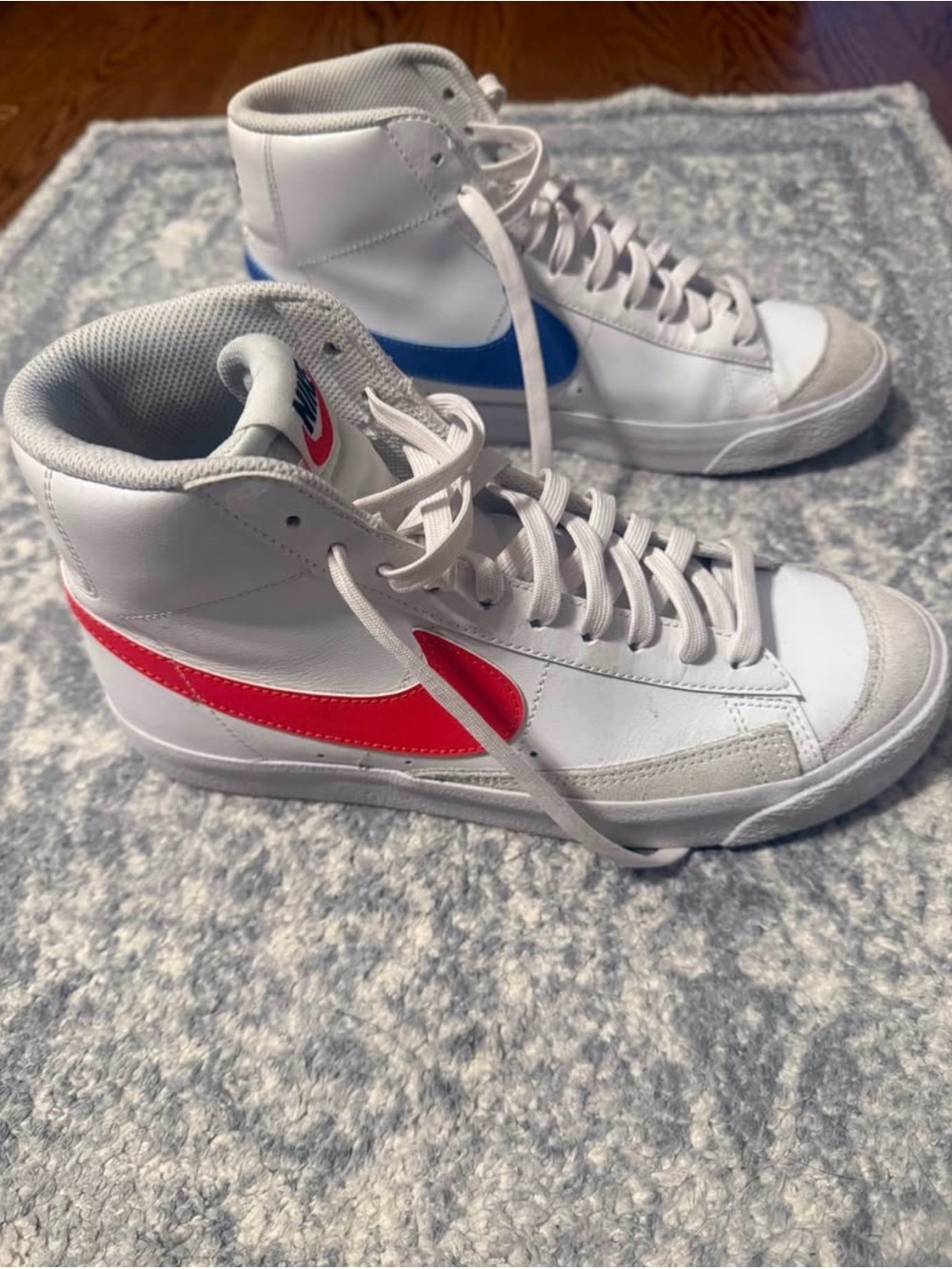 Nike Blazer Mid-Top Sneakers 7Y White with Red and Blue Swooshes